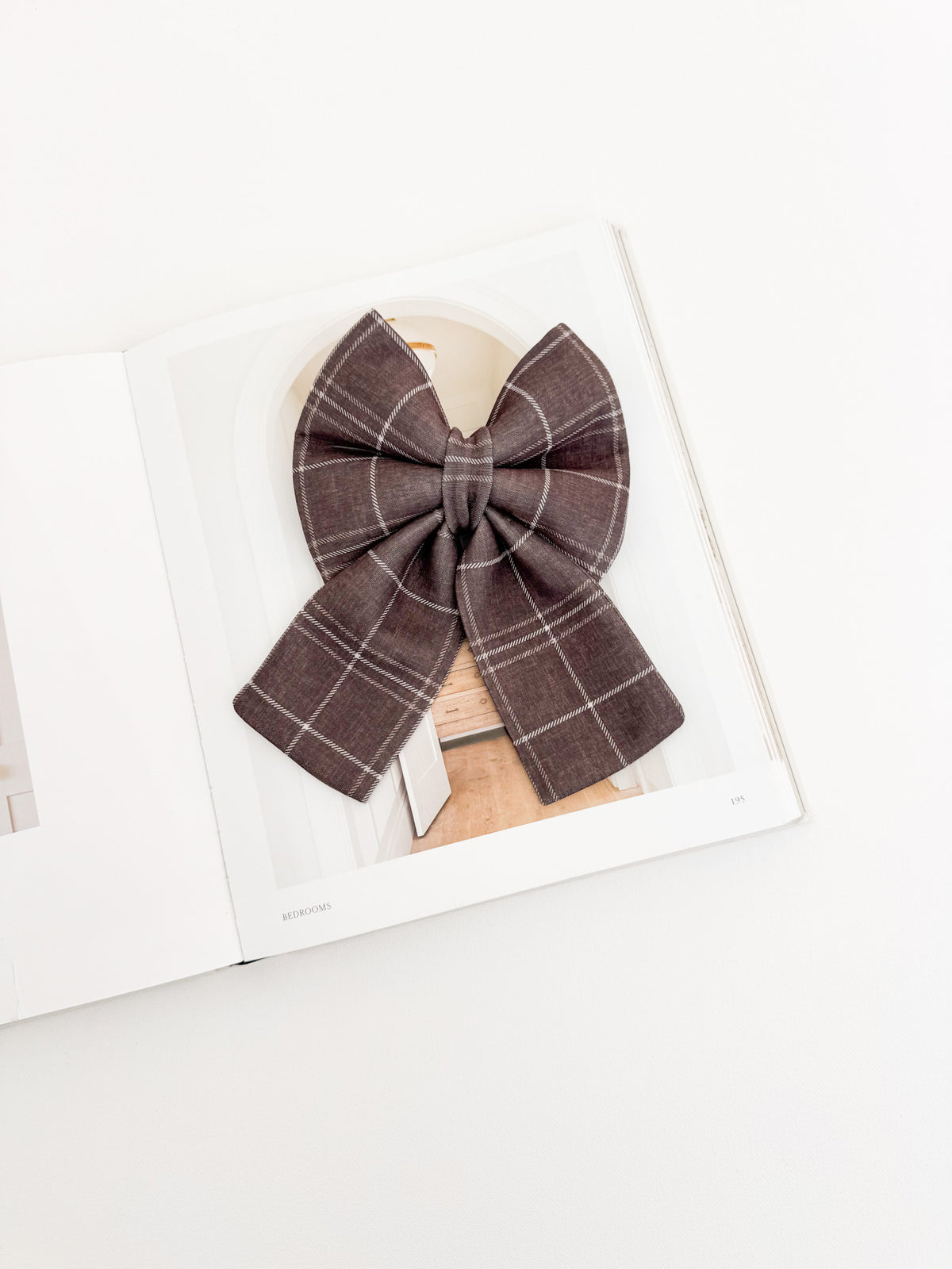 Chestnut Plaid Bow