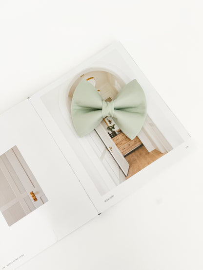 Pastel Green Bow