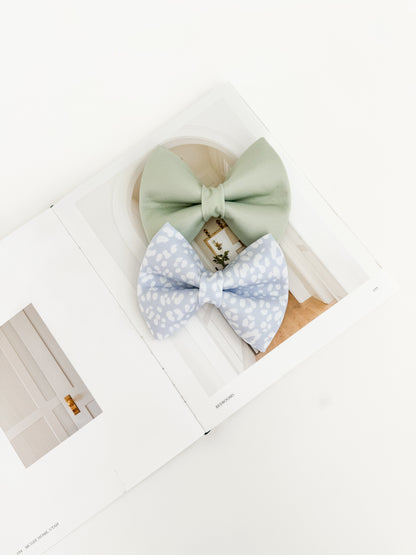 Pastel Green Bow