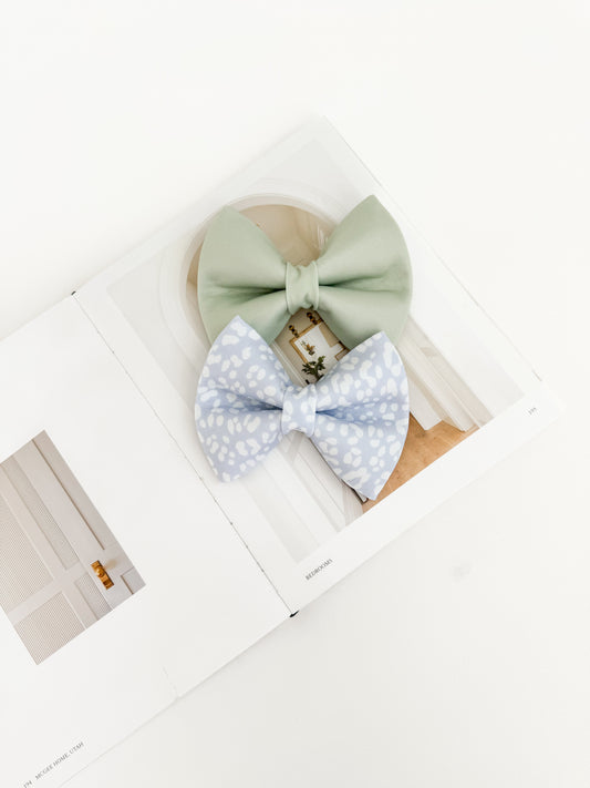 Pastel Green Bow